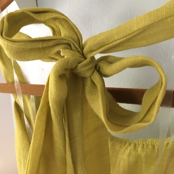 Forever 21 halter tie crop top - Picture 4 of 7